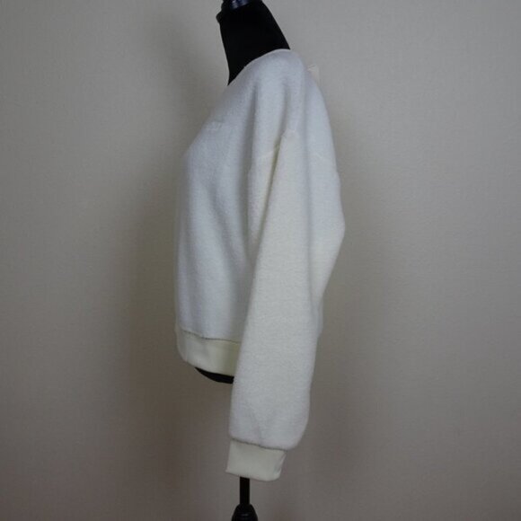 Levi’s Fleece Sweatshirt Women's Size L Ivory Crew Neck Pullover Cozy Furry - Picture 4 of 10